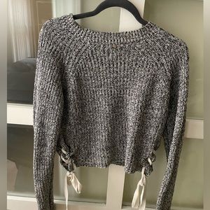 Guess cropped sweater